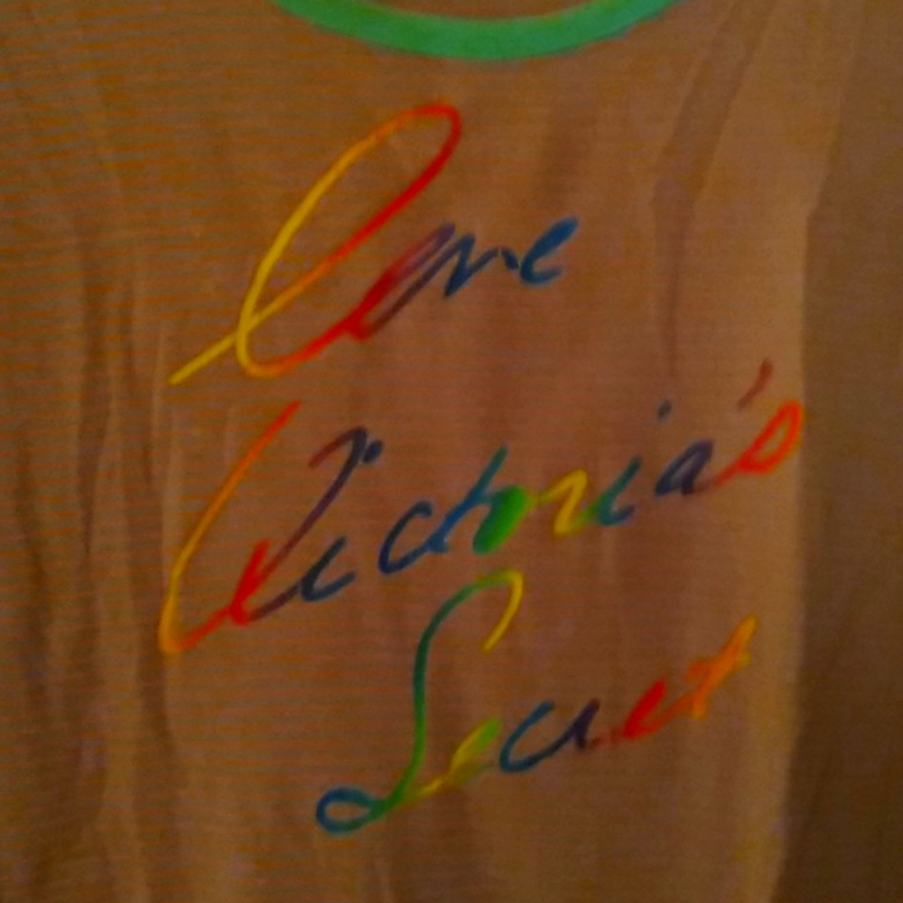 COPY - Victoria Secret sleep shirt